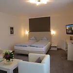 מלון Stockhausen Gbr שמאלנברג